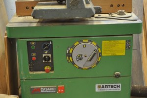 1-One-Quarter-in-Spindle-Shaper-with-Feeder